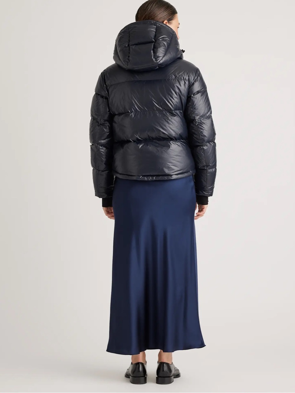 QUINCE Responsible Down Cropped Puffer Jacket Shiny Black Large - Picture 3 of 16